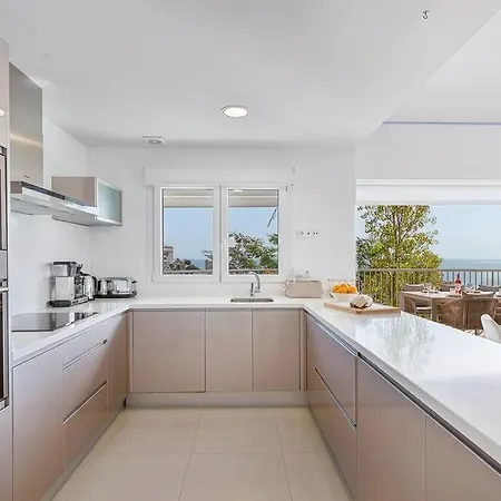 Stylish With Oceanview 아파트 말라가